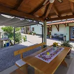 Nicolara By Interhome بيت للعطل بوزت