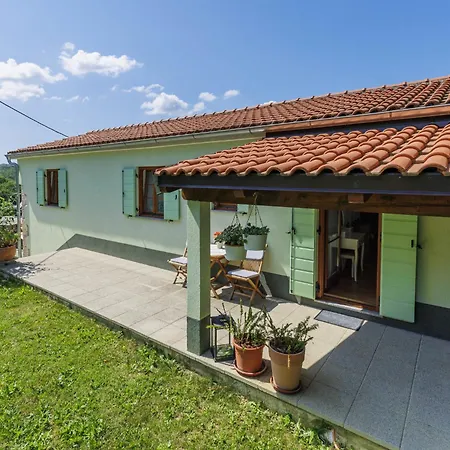 Сasa de vacaciones Nicolara By Interhome